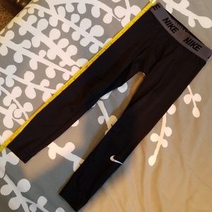 Boys nike compression tights